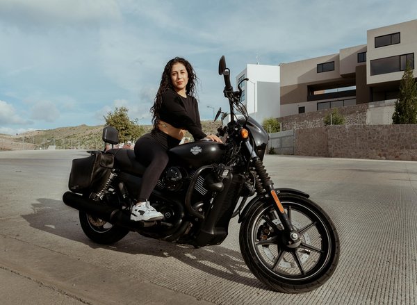 Le casque de sécurité dans le sport automobile